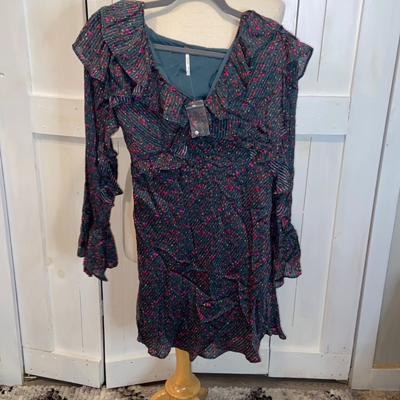NWOT Free People Sweetest Thing Green Floral Ruffled Dress - Picture 2 of 4
